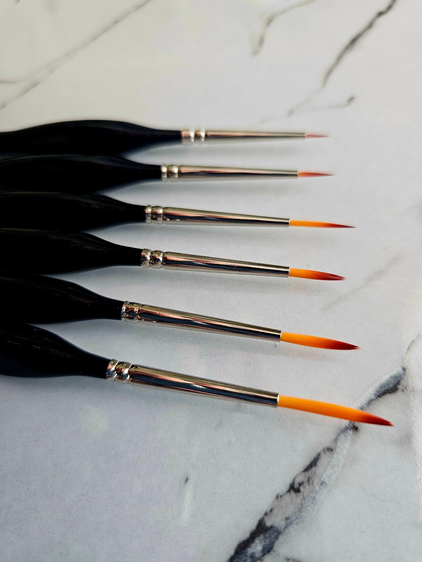 6 pc Nylon fine detail brushes for perfect swooshes